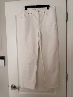 J.Crew Classic Straight Jeans in white size 30